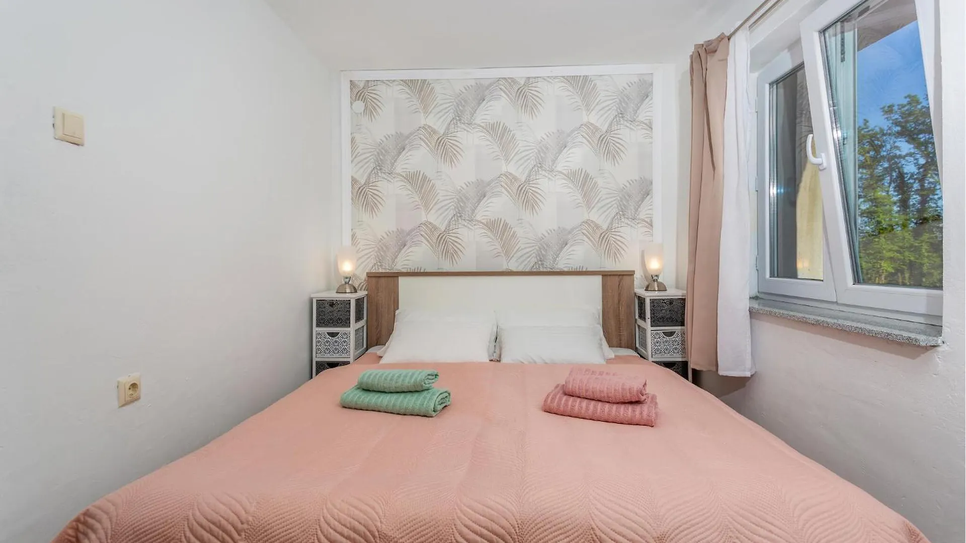 Pet Friendly Apartment In Risika With Wifi